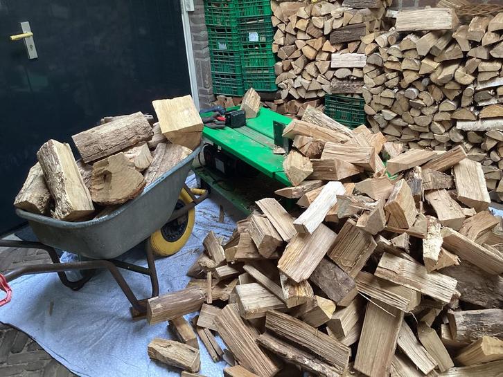 🔥🔥  eiken eikenhout droog haardhout 🔥🔥, Tuin en Terras, Haardhout, Blokken, Eikenhout, Minder dan 3 m³, Ophalen