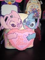 Direct leverbaar Loungefly Stitch & Angel, Verzamelen, Ophalen of Verzenden, Overige figuren, Nieuw, Tas, Koffer of Zak