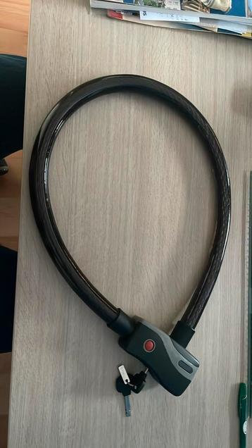 Kabelslot 100cm met alarm beschikbaar voor biedingen