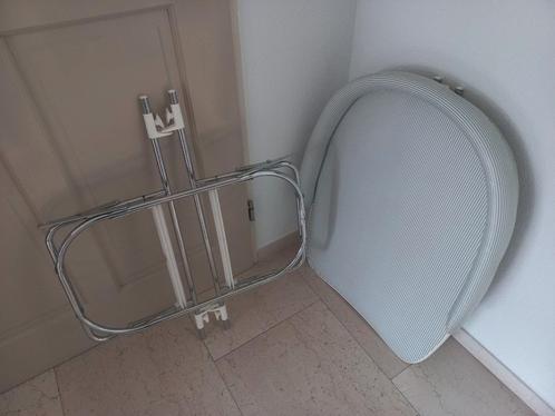 Aankleedkussen en baby badsteun voor op ligbad, Kinderen en Baby's, Badjes en Verzorging, Gebruikt, Aankleedkussen, Overige merken