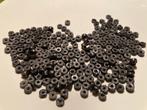 Zwarte platte kraaltjes , Ophalen of Verzenden, Zo goed als nieuw, Kraal