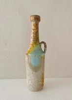 De Olde Kruyk keramiek vaas met oor , jaren 70, DOK, Gebruikt, Geel, Aardewerk of Porselein