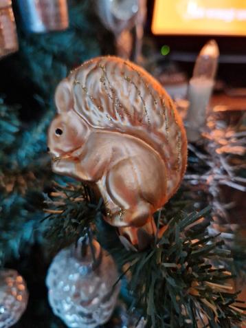 Glazen kerstbal eekhoorn op knijper knijpertje 
