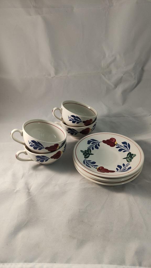 Boerenbont 4x kop en schotel Boch Belgium, Huis en Inrichting, Keuken | Servies, Zo goed als nieuw, Kop(pen) en/of Schotel(s)