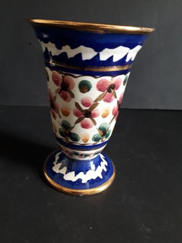 Vaasje Gemerkt Majolica Holland 116 (zie foto) beschikbaar voor biedingen