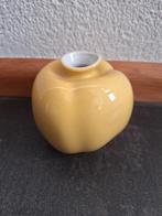 Arzberg Appel Vaasje. Als nieuw!, Huis en Inrichting, Geel, Aardewerk of Porselein, Ophalen of Verzenden, Zo goed als nieuw