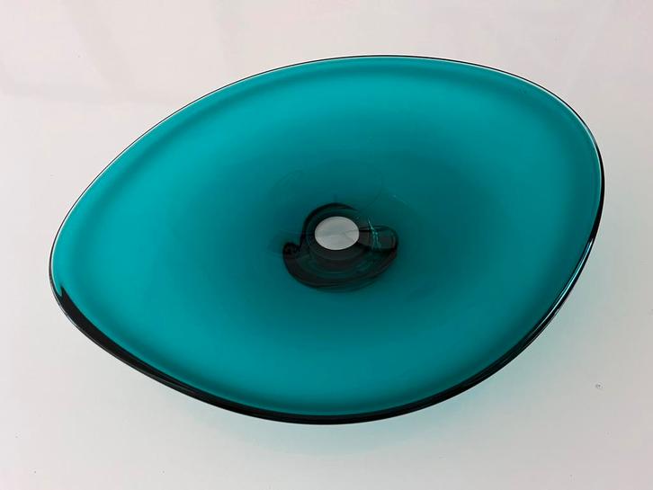 Prachtige ovaal design schaal blauw/groen glas!, Antiek en Kunst, Kunst | Designobjecten, Ophalen of Verzenden