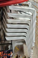 7 witte stoelen, Ophalen, Gebruikt, Plastic, Stapelbaar
