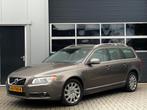 Volvo V70 1.6 T4 180pk Limited Edition | Leder | Xenon | Cam, Gebruikt, 4 cilinders, 1600 kg, Zilver of Grijs