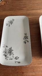 2 grote serveerschalen Poland, Antiek en Kunst, Ophalen