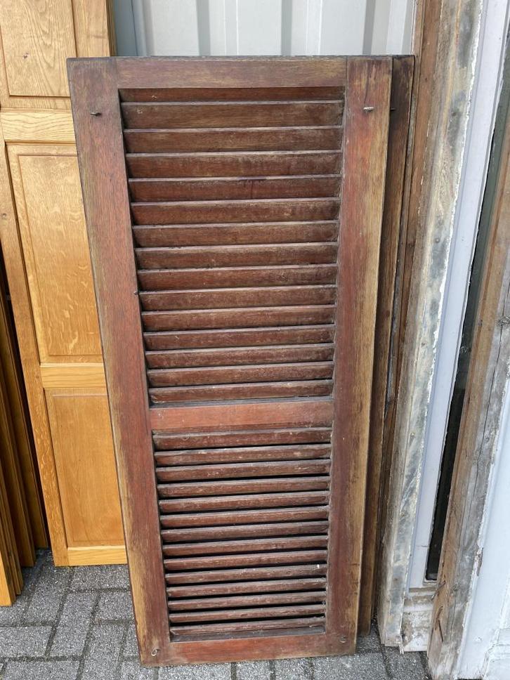 Mooie set meranti louvreluiken of raamluiken (7 stuks), Doe-het-zelf en Verbouw, Deuren en Horren, Zo goed als nieuw, Overige typen