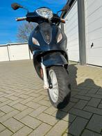 Piaggio fly, Fietsen en Brommers, Scooters | Piaggio, Ophalen, Zo goed als nieuw, Fly