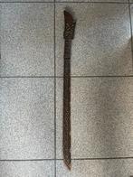 Houten zwaard. Versierd met houtsnijwerk., Antiek en Kunst, Ophalen