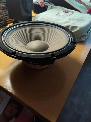 Paw 305 model bass subwoofer  vintage maar prima staat beschikbaar voor biedingen
