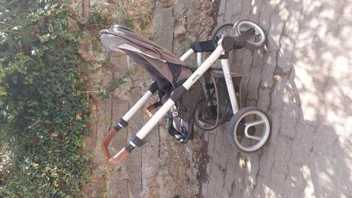 mutsy nio, Kinderen en Baby's, Kinderwagens en Combinaties, Gebruikt, Mutsy, Met reiswieg, Ophalen