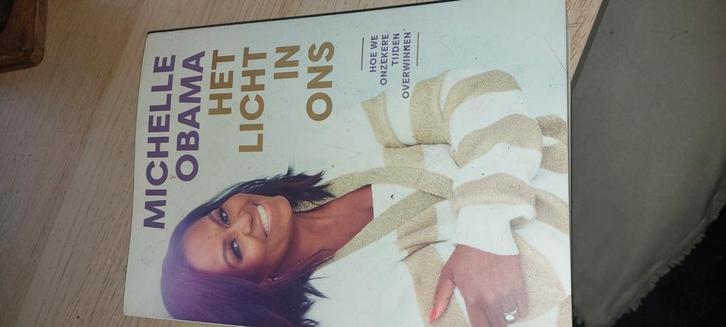 Michelle Obama - Het licht in ons, Boeken, Overige Boeken, Zo goed als nieuw, Ophalen of Verzenden