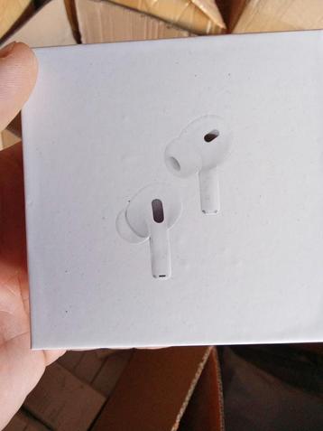 APPLE AirPods Pro (2e generatie)   beschikbaar voor biedingen