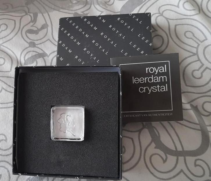 royal leerdam - presse papier - bloesem - art nr 921823, Verzamelen, Retro, Huis en Inrichting, Ophalen of Verzenden