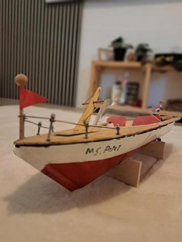 MS.peter beschikbaar voor biedingen