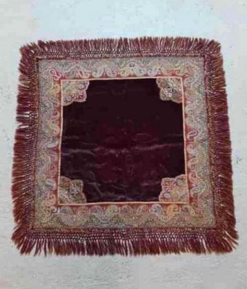 Retro velvet tafelkleed bloemen bruintinten en goud 76/72 beschikbaar voor biedingen