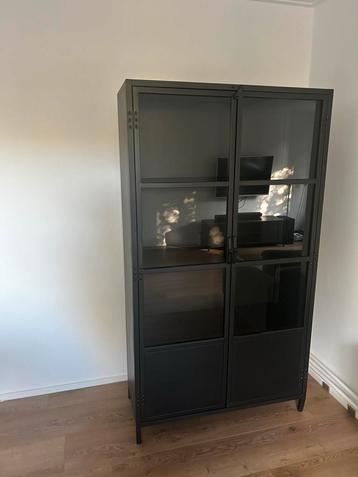 Industriële vitrinekast Castello metaal/glas beschikbaar voor biedingen