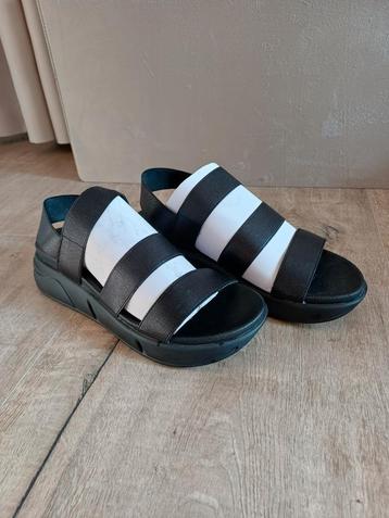 Zgan Omox sandalen zwart in maat 41 beschikbaar voor biedingen