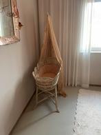 Rotan wiegje vintage, Ophalen