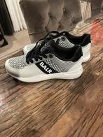BALR. Nieuwe sneakers zwart wit maar 36, Wit, Nieuw, Ophalen of Verzenden, Sneakers of Gympen