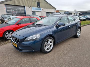 Volvo V40 2.0 D4 Summum Business NAV.+ Clima Bj:2014 NAP! beschikbaar voor biedingen