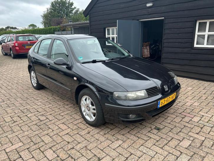 Seat Leon 1.6-16V Stella Airco nette auto!, Auto's, Seat, Bedrijf, Te koop, Leon, ABS, Airbags, Airconditioning, Centrale vergrendeling