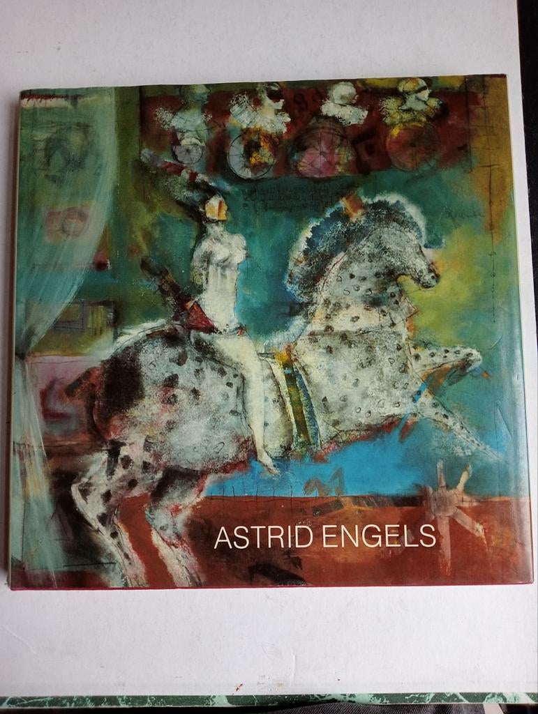 Astrid Engels - Monografie, Ophalen of Verzenden, Gelezen