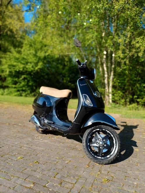 Vespa lx50 2takt, Fietsen en Brommers, Scooters | Vespa, Zo goed als nieuw, Vespa LX, Ophalen