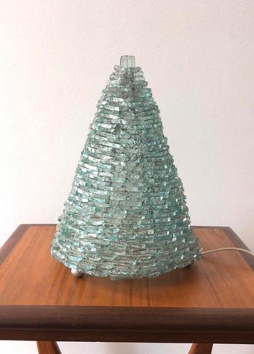 Vintage Design Tao Tesserine Pyramide Lamp | glas | jaren 60 beschikbaar voor biedingen