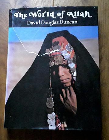 The world of allah - david douglas duncan  beschikbaar voor biedingen