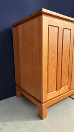 Vintage massief eiken commode, dressoir, kast, kastje, Kinderen en Baby's, Kinderkamer | Commodes en Kasten, Ophalen, Gebruikt