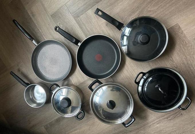Pannenset - Diverse pannen, Huis en Inrichting, Keuken | Potten en Pannen, Gebruikt, Pannenset, Rvs, Inductieplaat, Ophalen