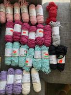 Macramé 27x knotten lila-ecru-mint-fuchsia-rose-rood-grijs, Hobby en Vrije tijd, Ophalen of Verzenden, Nieuw, Breien of Haken