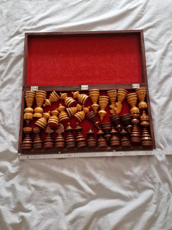 Handgemaakt Schaakspel - Kunstmarkt, Hobby en Vrije tijd, Gezelschapsspellen | Bordspellen, Gebruikt, Een of twee spelers, Ophalen