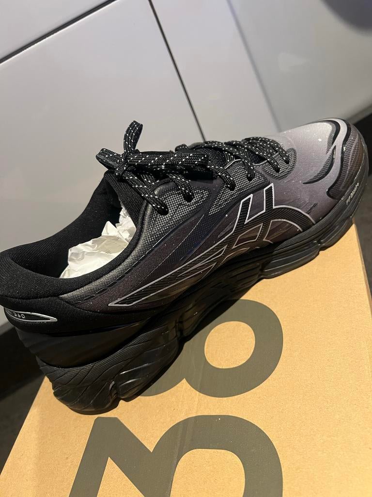 ASICS GEL 43,5 Nieuw en nooit gedragen!, Hardloopschoenen, Nieuw, Ophalen of Verzenden, Hardlopen