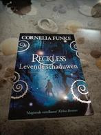 Cornelia Funke - Levende schaduwen, Cornelia Funke, Ophalen of Verzenden, Zo goed als nieuw