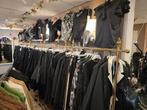 Kleding winkel, Zakelijke goederen