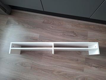 Computer, laptop, monitor stand/ verhoging beschikbaar voor biedingen