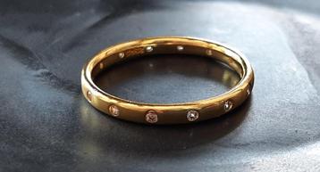 Gave gouden rijring maat 17.7mm beschikbaar voor biedingen