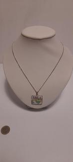 Zilveren collier met Chinese amulet bloemen, Nieuw, Ophalen of Verzenden, Bloem of Plant, Zilver