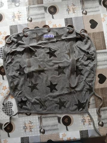 Dookie. Fijn voor de kinderwagen  beschikbaar voor biedingen