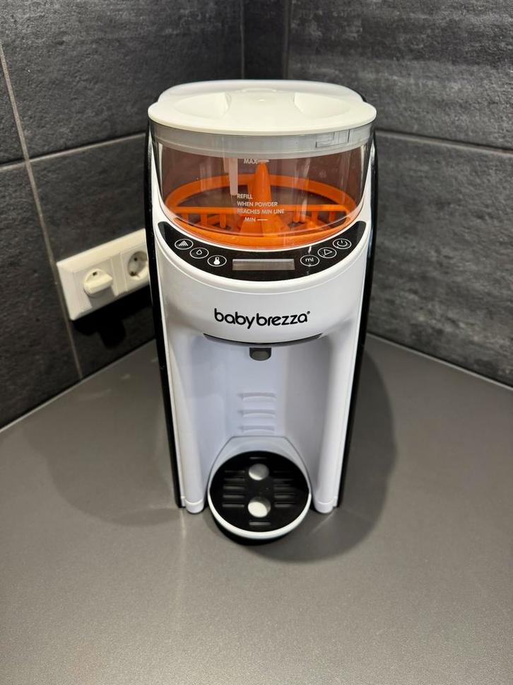Baby Brezza Formula Pro Advanced + extra trechter, Kinderen en Baby's, Babyvoeding en Toebehoren, Zo goed als nieuw, Flessen- of potjesverwarmer