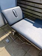 Behandeltafel elektrisch in hoogte verstelbaar., Ophalen, Gebruikt, Massagetafel