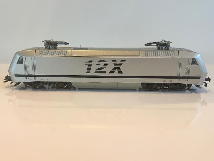 Marklin DB 12X  br128 DIGITAAL HOOGVERMOGEN motor, Hobby en Vrije tijd, Modeltreinen | H0, Zo goed als nieuw, Locomotief, Wisselstroom