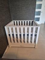 TWF baby box met matras en boxkleed, Kinderen en Baby's, Boxen, Ophalen of Verzenden, Gebruikt, In hoogte verstelbaar