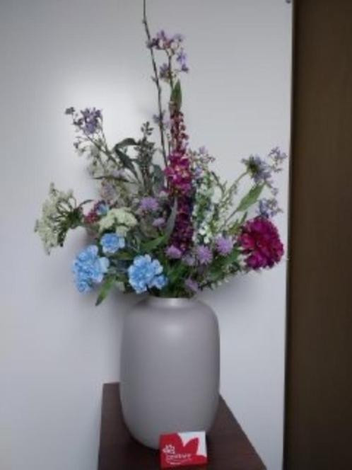 Zijden Boeket Purple Rain 97 cm., Huis en Inrichting, Woonaccessoires | Kunstplanten en Kunstbloemen, Nieuw, Binnen, Ophalen